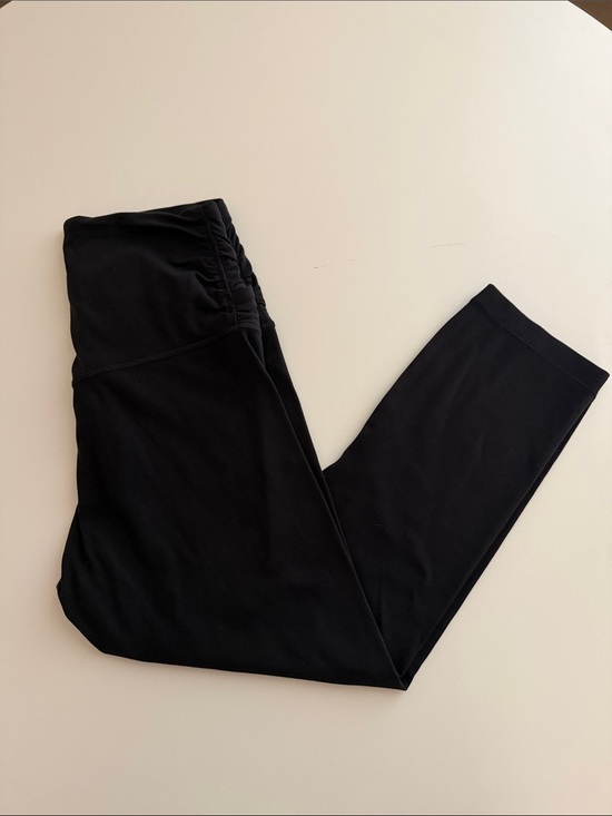 lululemon athletica Pants - Lululemon Align Black High Rise w/crisscross waist & ruching on sides Sz 6